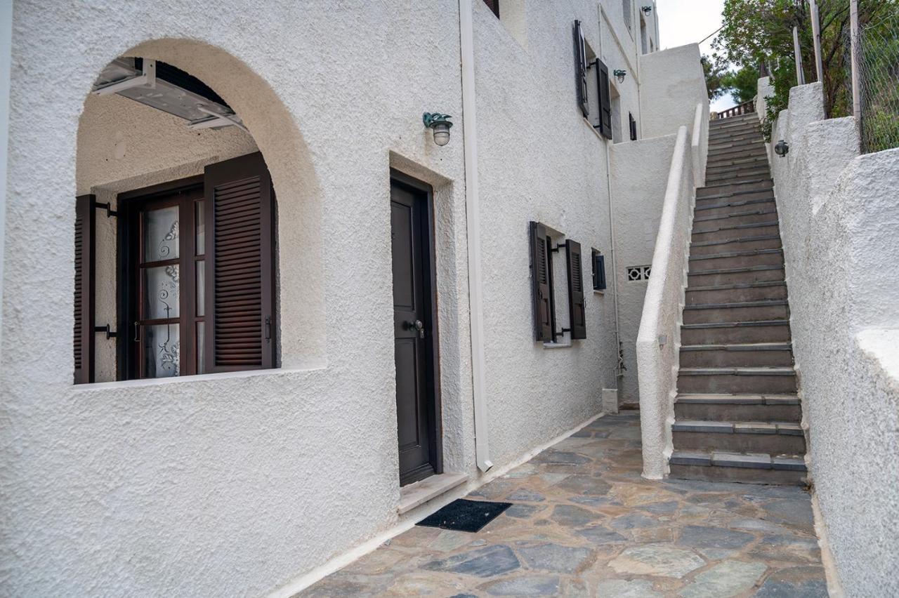 Pelagos Seafront Accommodation - Maria Myrties Exterior photo