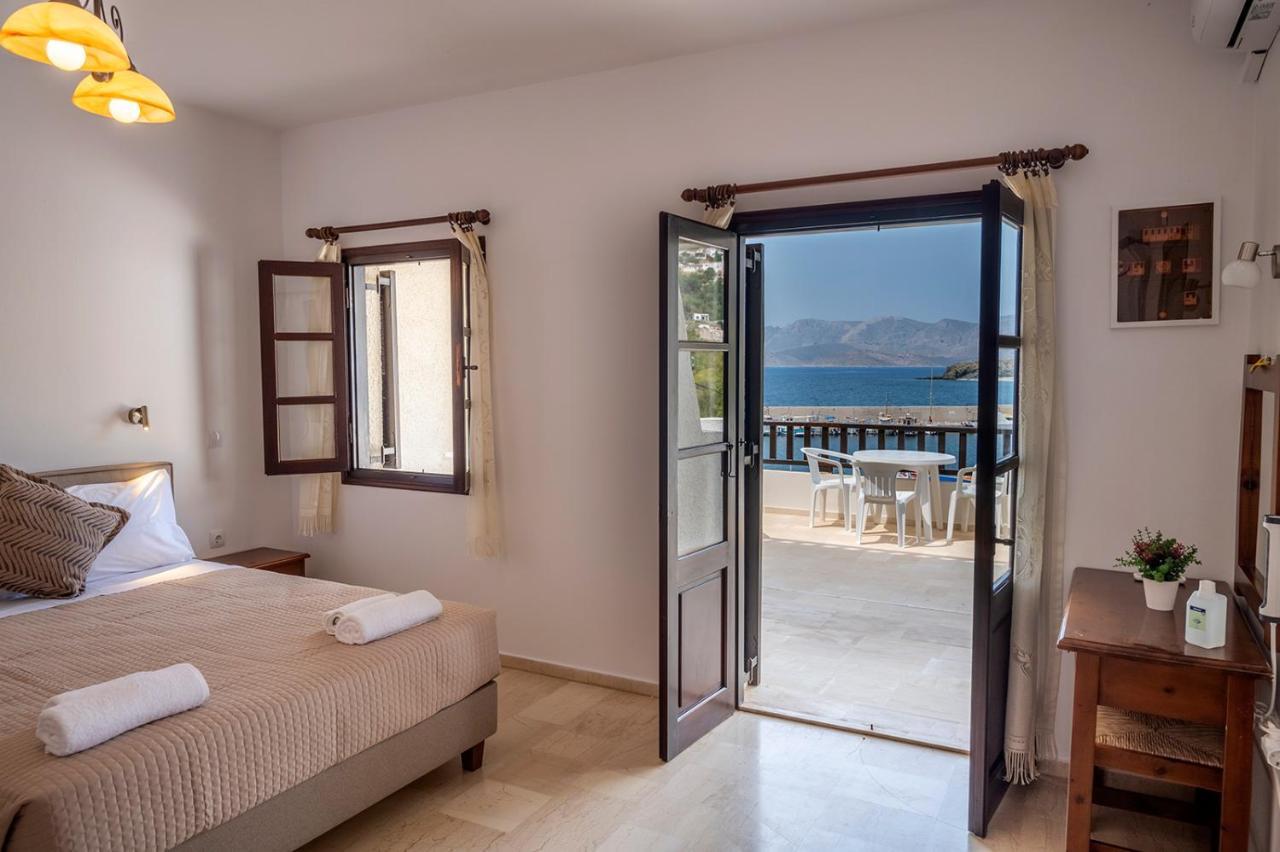 Pelagos Seafront Accommodation - Maria Myrties Exterior photo